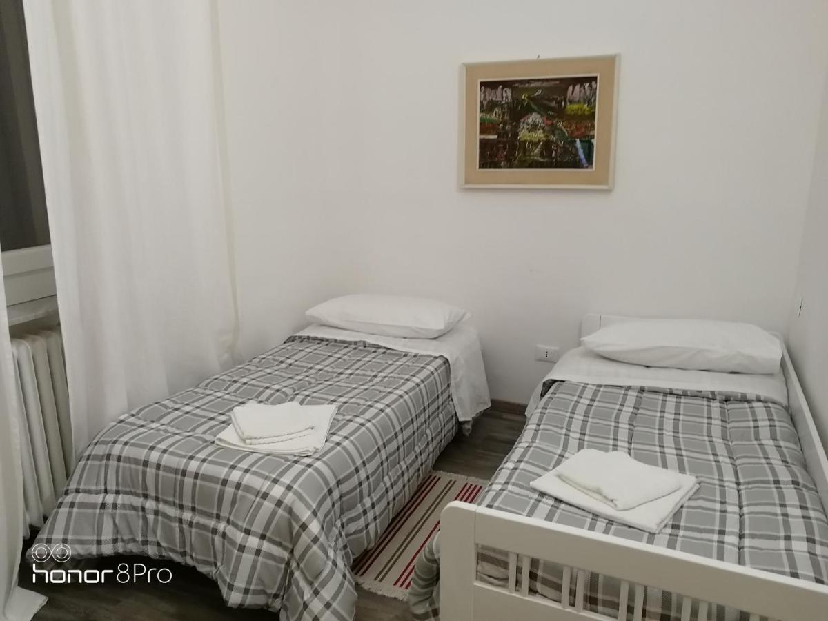 Casa Viorica Hotel Ancona Exterior photo
